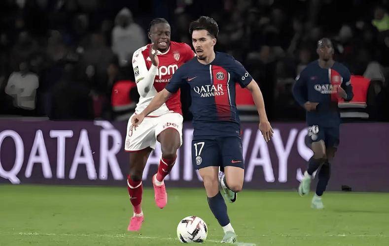 维蒂尼亚场, 攻空间