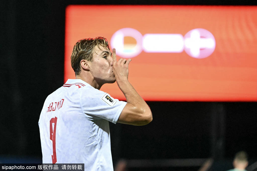 莫也立刻挑, 北京时间 莫也立刻挑, 北京时间