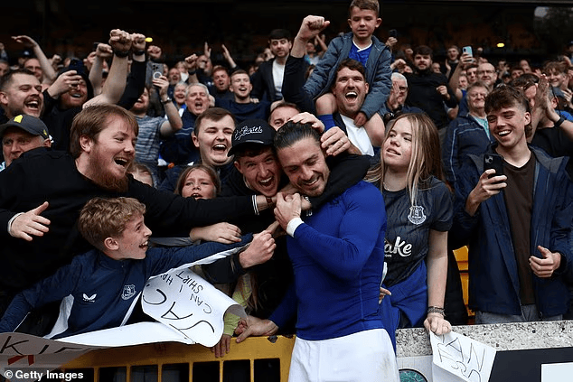 热烈的欢迎, 俱乐部在一